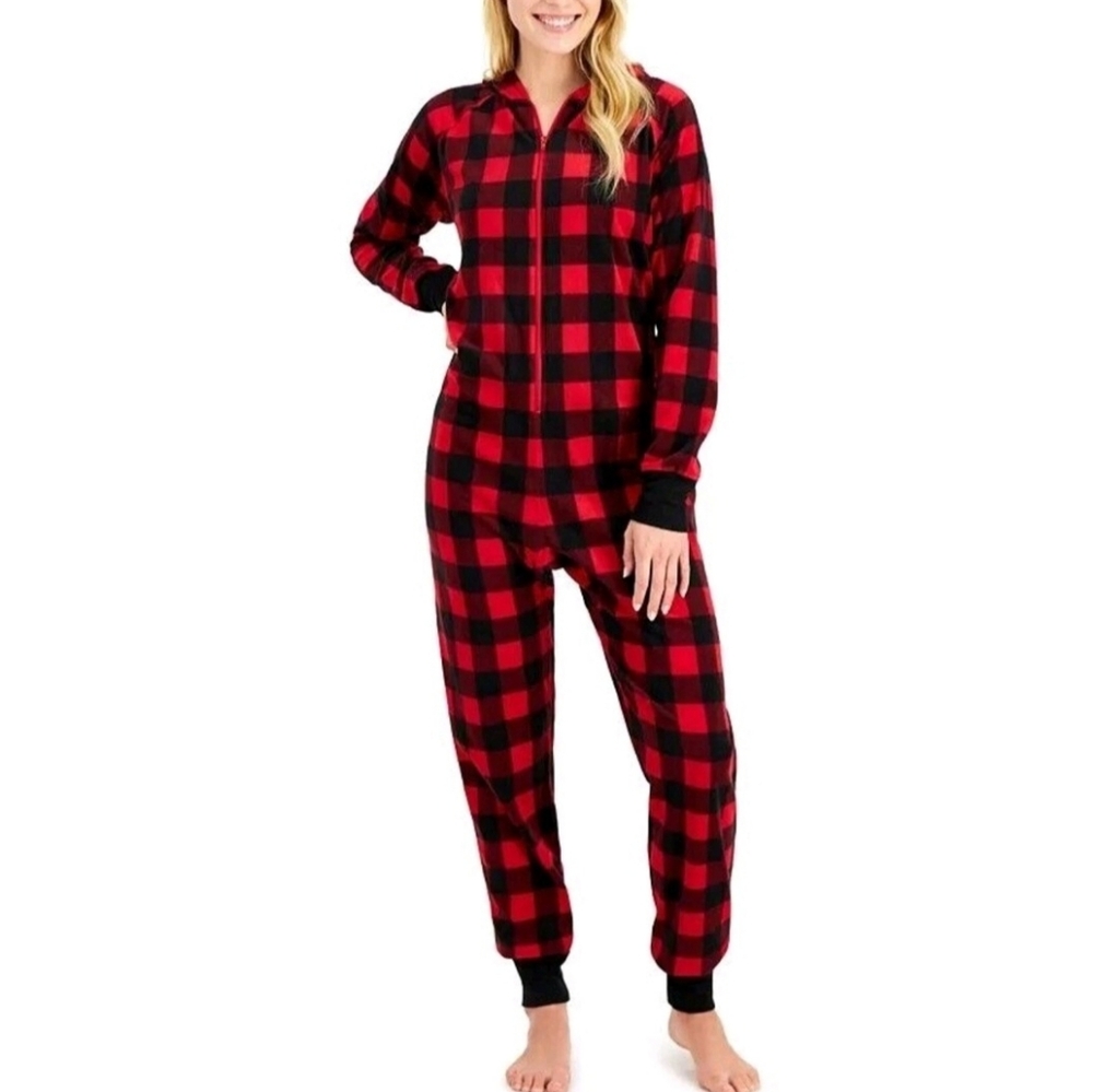 Women Fleece Christmas Buffalo Plaid Jumpsuit RedNew without tags.